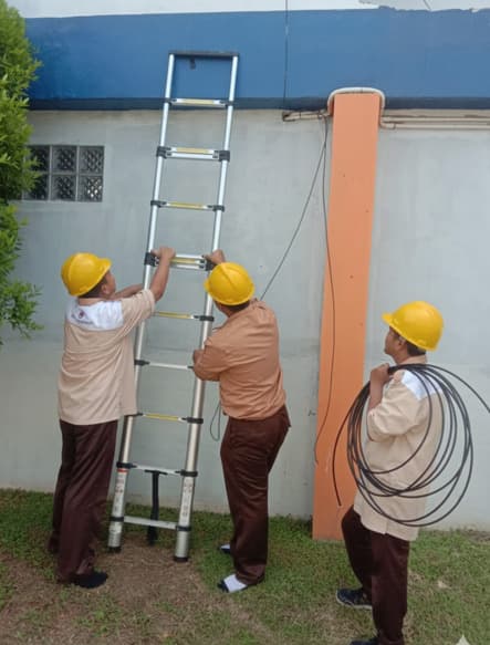 Implementasi Fiber Optik